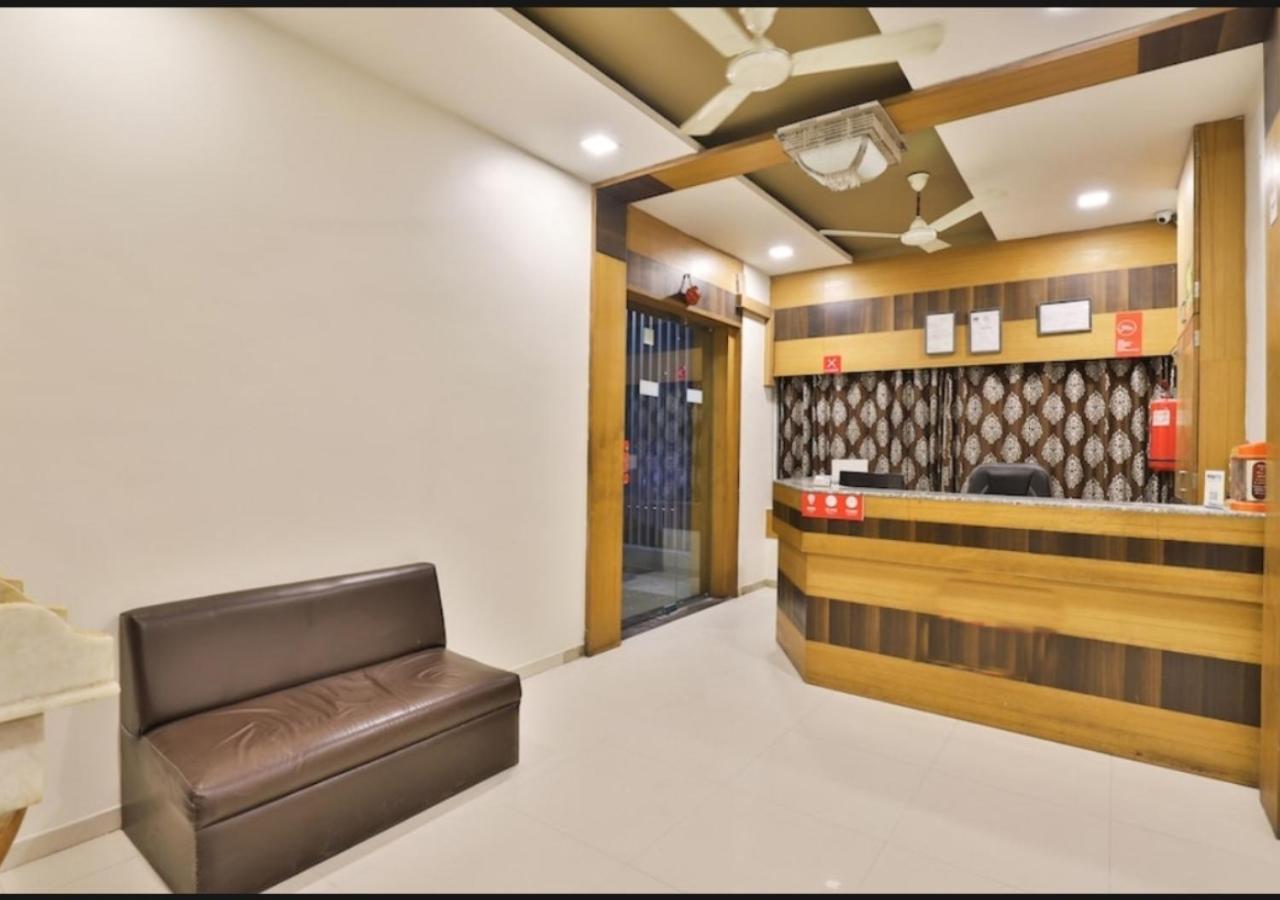 Hotel Shreenath Ahmedabad Exterior foto